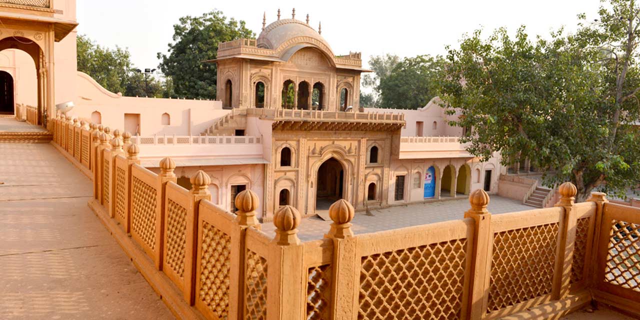 historical-places-near-delhi-within-100-kms-your-travelling-assistant