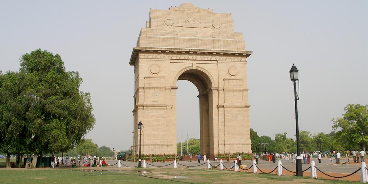 India Gate and National War Memorial, Delhi