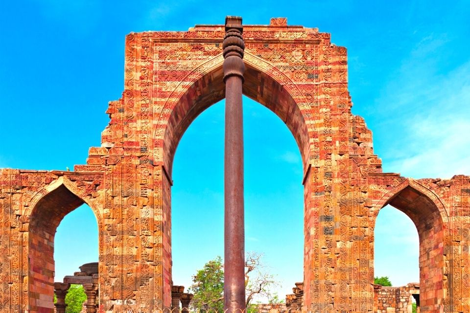 Iron Pillar Delhi Darshan