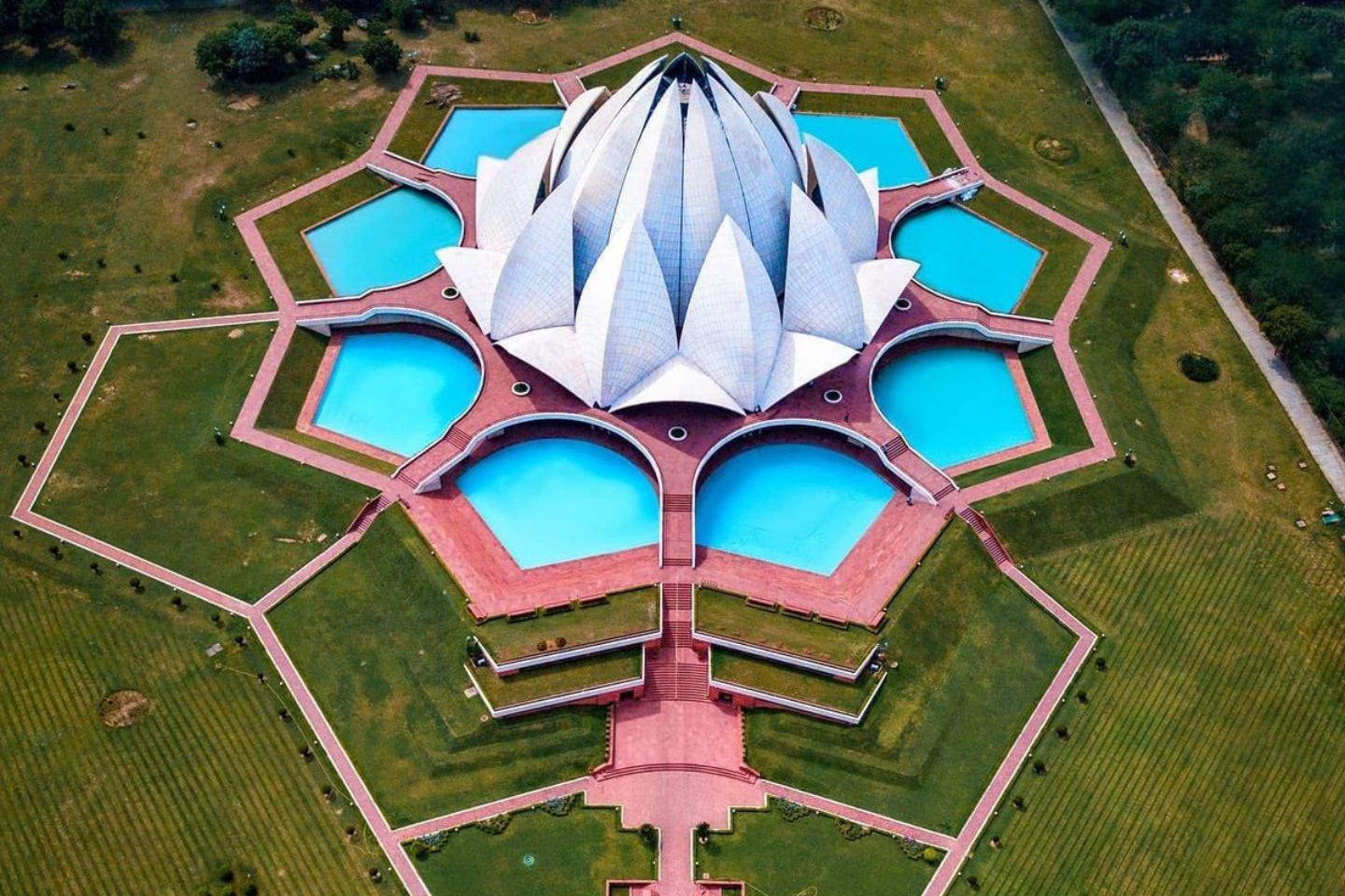 Delhi Agra Fatehpur Sikri 2 Nights / 3 Days Tour Packages